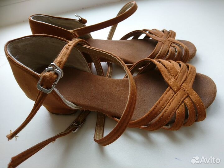 Туфли для бальных танцев