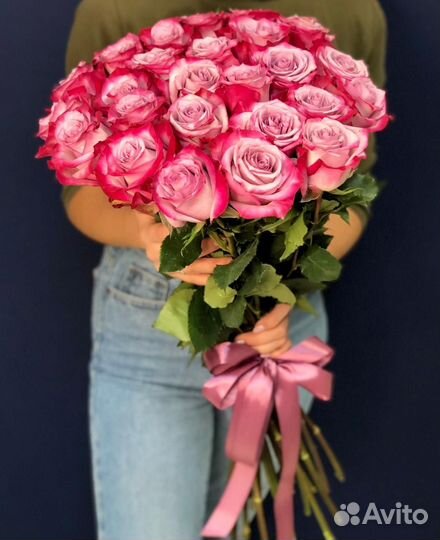 Букет из 25 сиреневых роз Эквадор 60 см