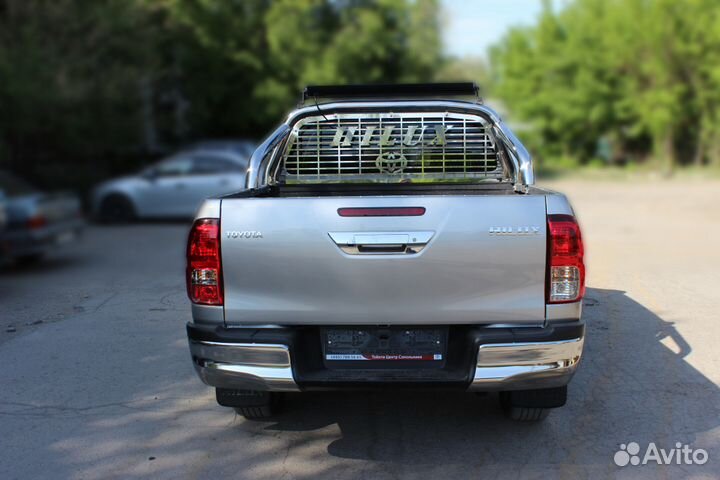 Дуга в кузов Тойота Хайлюкс 2015+ 76мм труба нерж