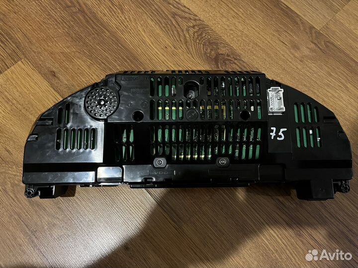 Панель приборов mercedes