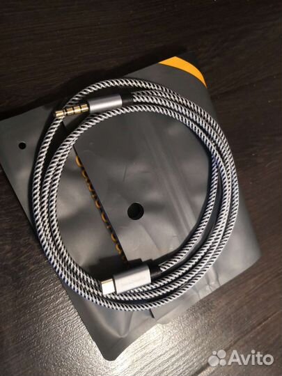 Hi-Fi Кабель Audio Jack 3,5 mm - Micro USB