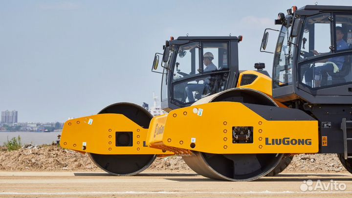 Дорожный каток LiuGong CLG6614E, 2023