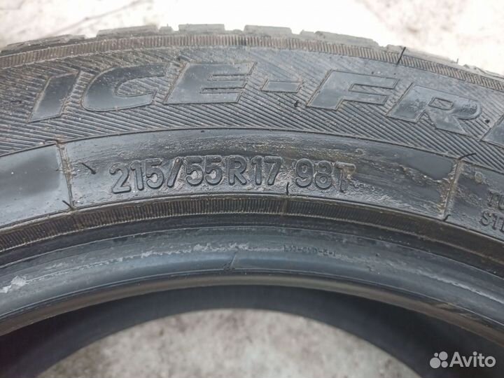 Toyo Observe Ice-Freezer 215/55 R17 98T