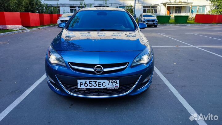 Opel Astra, 2013