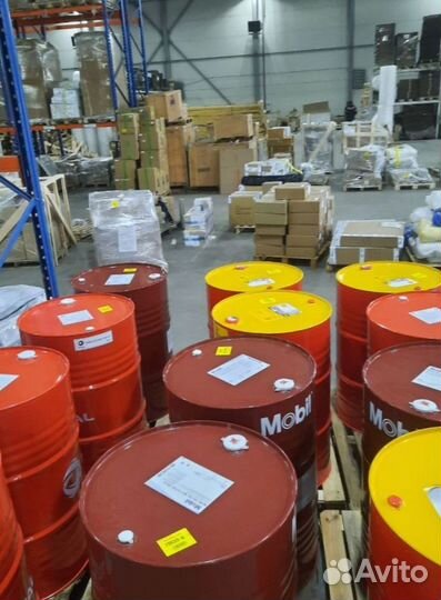 Оригинальное моторное масло Mobil 15W40