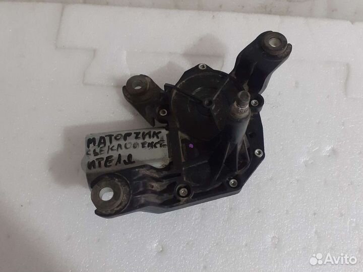 Трапеция крышка багажника Opel Corsa D