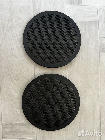 Облицовка динамиков гранта