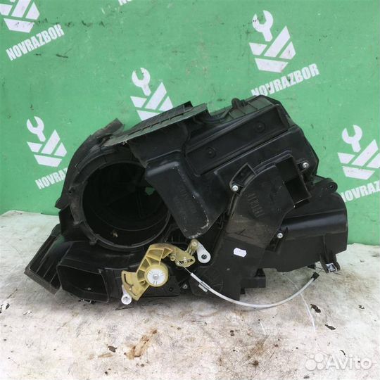 Корпус отопителя Рено Логан