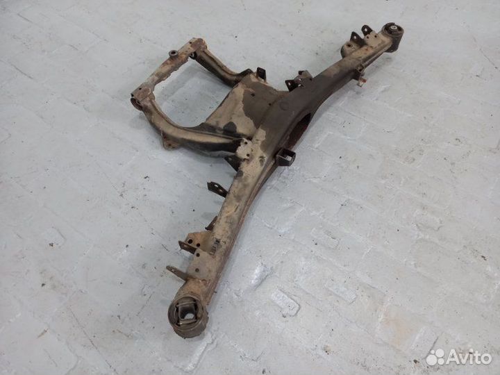 Задний подрамник Bmw 750 E32 M70B50 1992