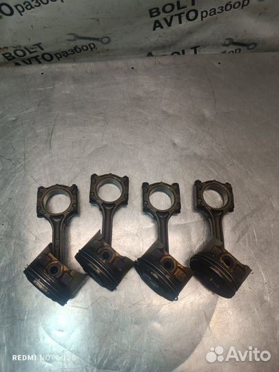 Поршни Mitsubishi Carisma DA1A 4G92 1998