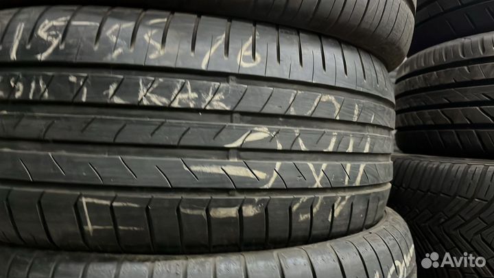 Esa-Tecar Spirit 2 215/55 R16 107Y