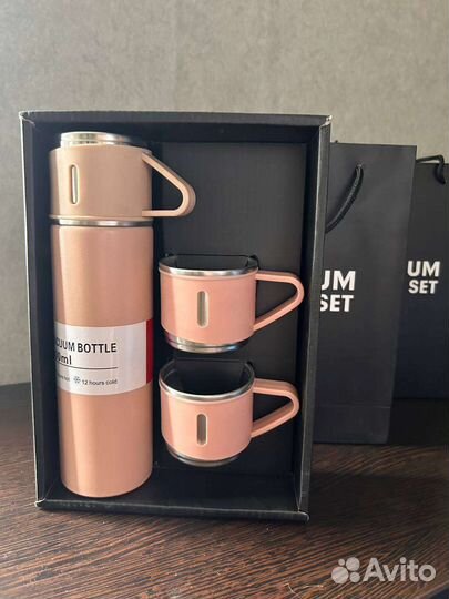 Термос с 3 кружками. Подарочный набор