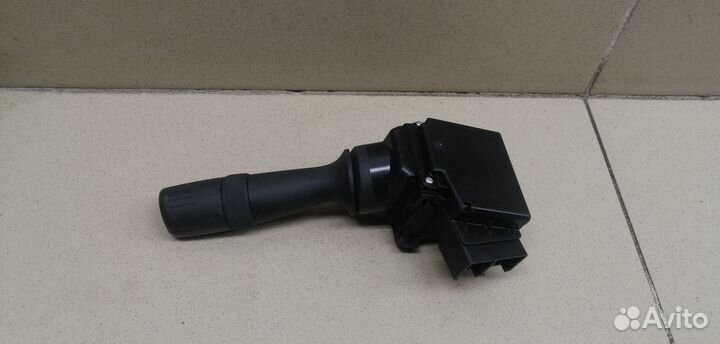 Переключатель стеклоочистителей Hi Lux 2015