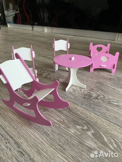 Домик кукольный