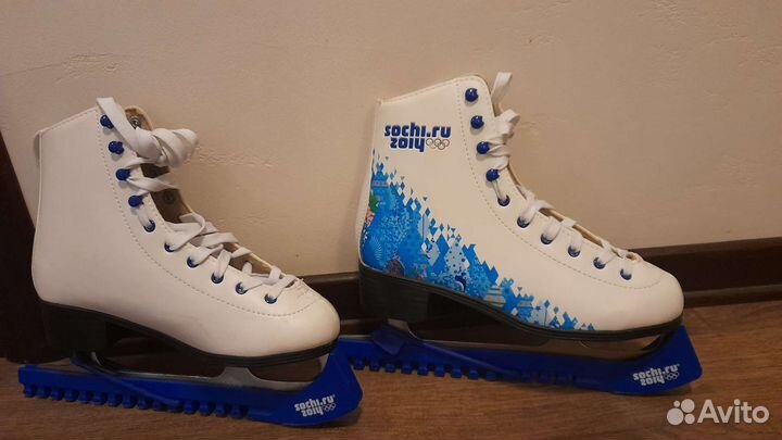 Коньки женские новые 39