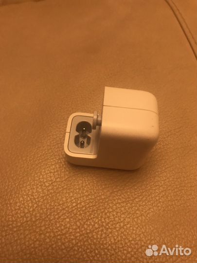 Блок питания на iPhone/iPad