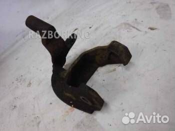 Кронштейн двигателя