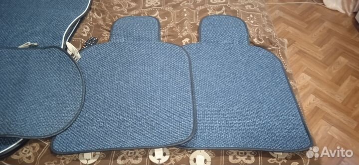 Накидки на сиденья автомобиля