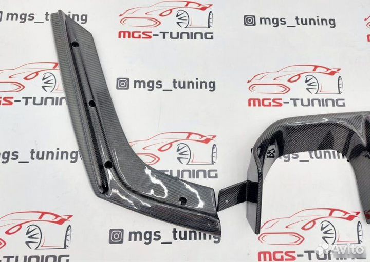 Диффузор Vorsteiner для BMW M4 F82 Карбон