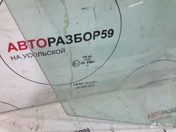 Стекло переднее правое Skoda Rapid 2