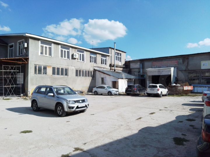 Производство с кран-балкой 1626 м²