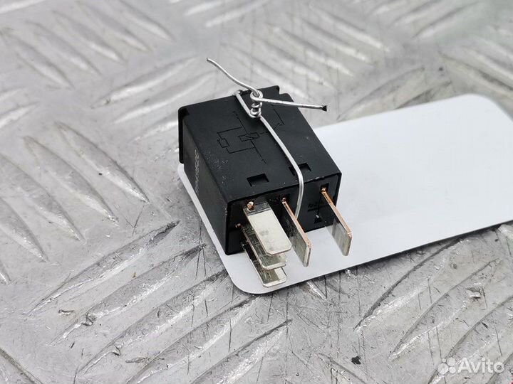 Реле Ford Focus 1