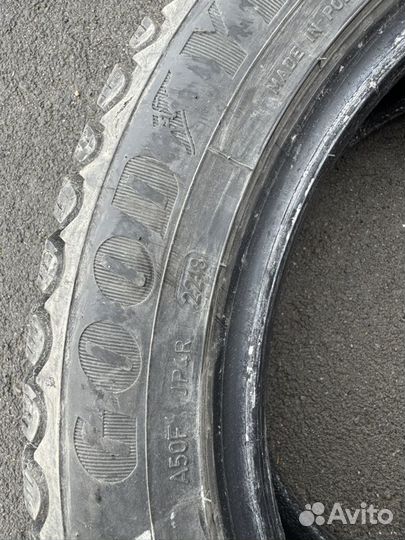 Goodyear UltraGrip Ice 205/55 R16