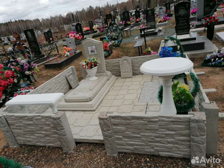 Памятники, оградки, благоустройство могил