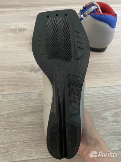 Лыжные ботинки детские