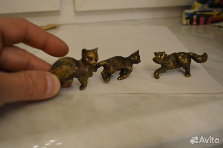 Фигурки котов бронза литье Жаваранков