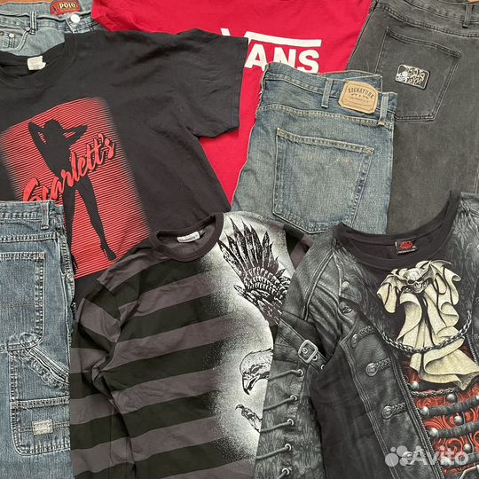 Вещь на отправку (футболка джинсы кофта кеды)
