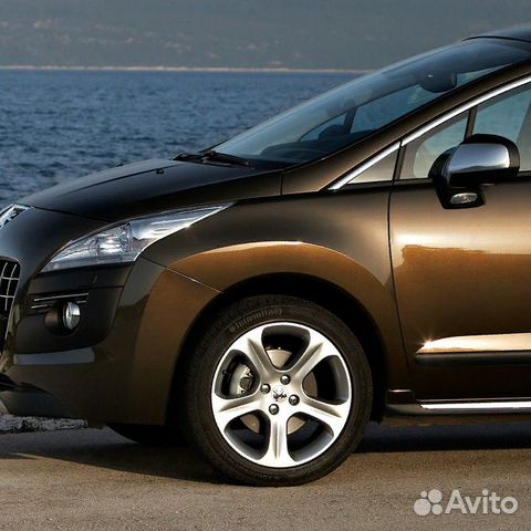 Крыло переднее левое в цвет Peugeot 3008
