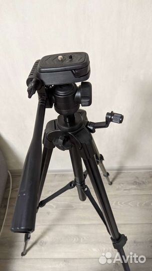 Штатив Benro