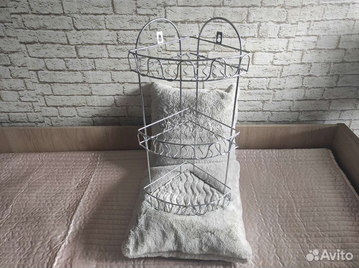 Этажерка угловая в ванную(б/у)