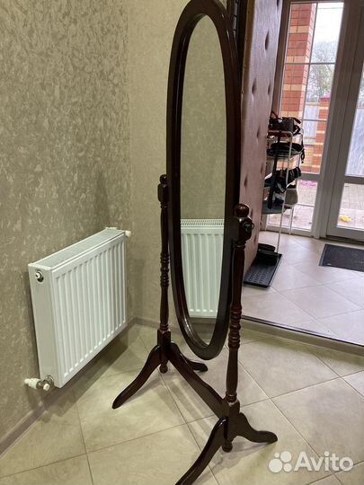 Зеркало напольное