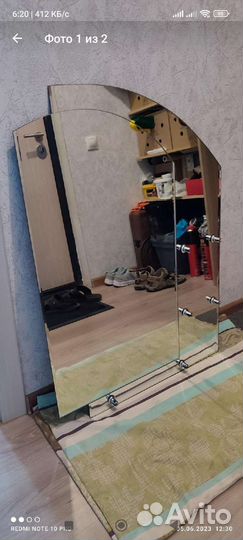 Зеркало в ванную с полочкой