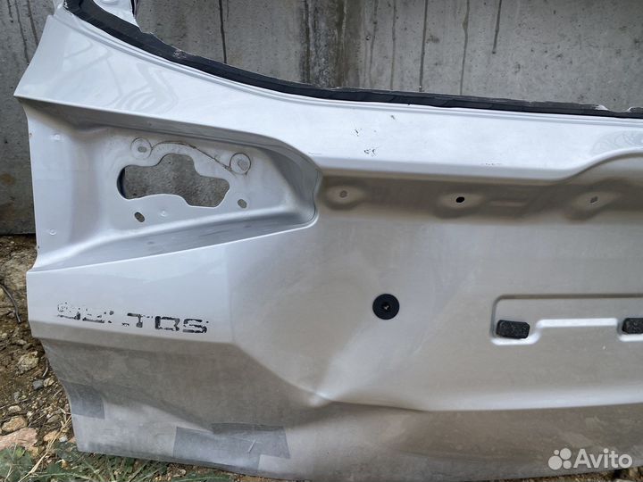 Дверь багажника Kia Seltos