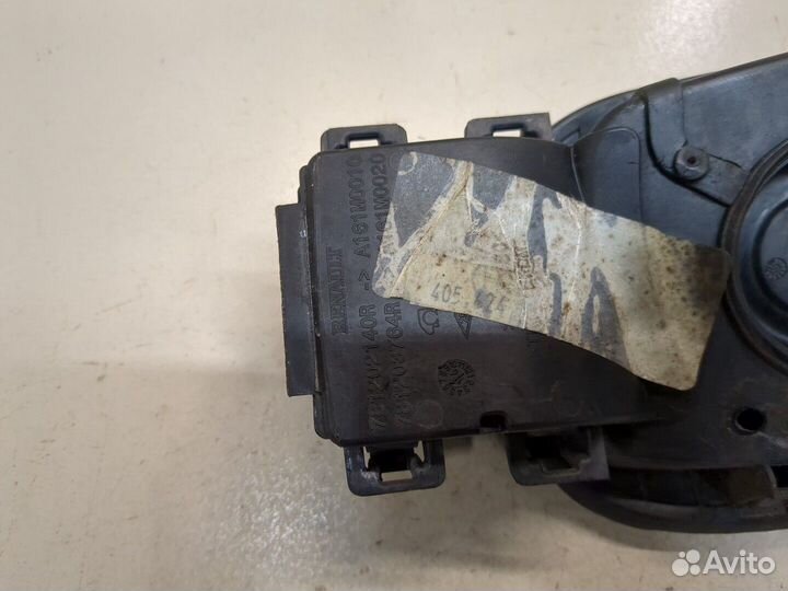 Лючок бензобака Renault Megane 4