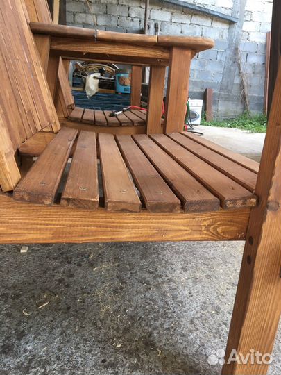 Кресло для двоих из дерева