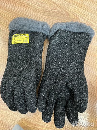 Перчатки и подшлемники