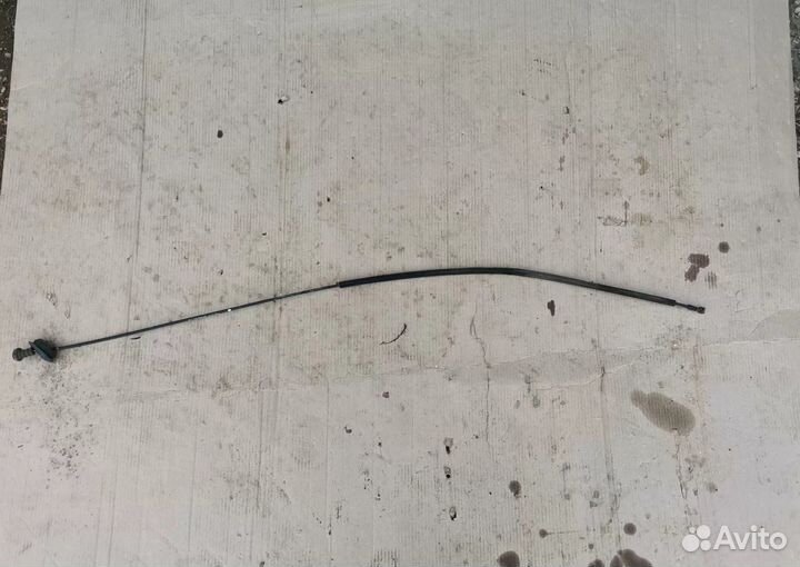 Трос открывания капота Volkswagen Tiguan