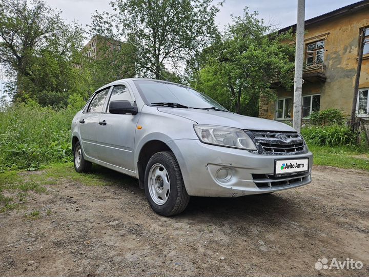 LADA Granta 1.6 МТ, 2013, 279 867 км