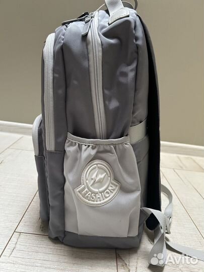 Рюкзак школьный для мальчика новый