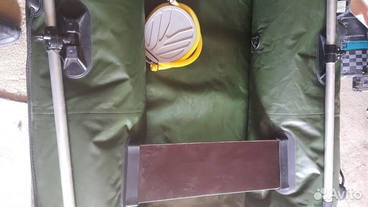 Надувная лодка Фрегат М-11 зеленый