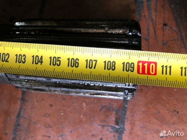 Полуось на левый Маз 5440