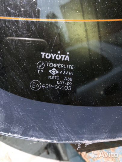 Заднее стекло Toyota Corolla 100