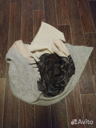 Шерстяной шарф