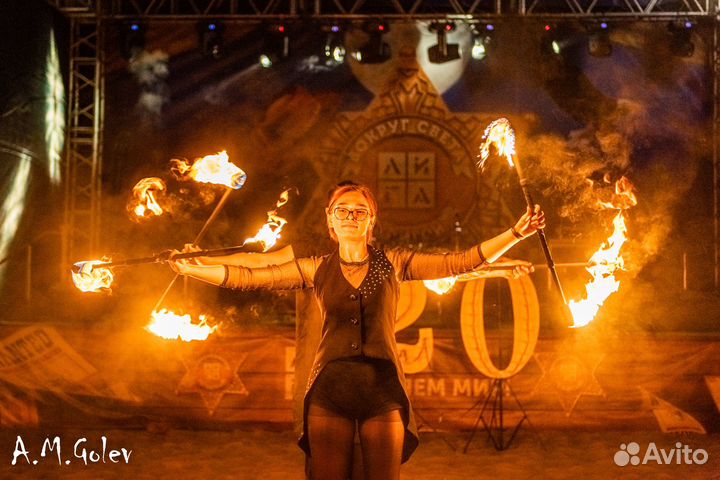 Огненное и пиротехническое шоу, холодные фонтаны