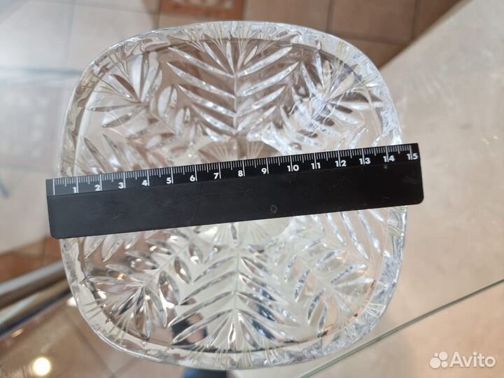 Хрустальные вазы