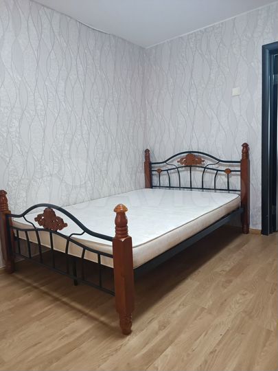 2-к. квартира, 56 м², 1/5 эт.